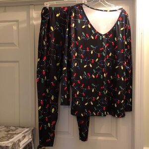 Source Unknown Black Pajama Set with Colorful Lights